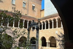 squam-creative-teele-basilica-santo-stefano-cloister-bologna