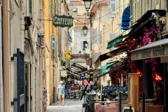 squam-creative-teele-rue-meynadier-cannes