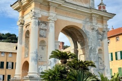 squam-creative-teele-triumphal-arch-margherita-finale-ligure