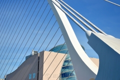Samuel Beckett Bridge 1