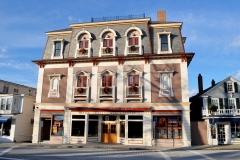 Shalin Liu Performance Center