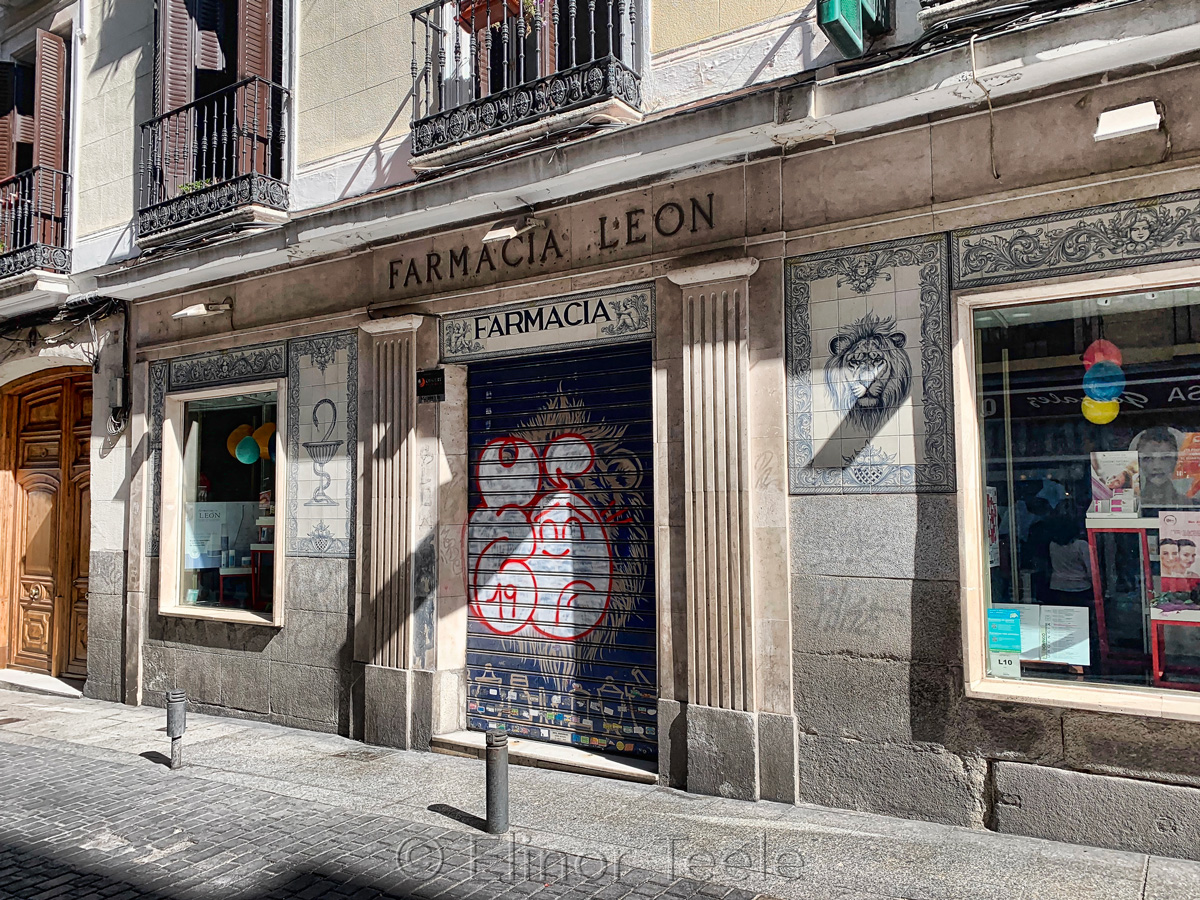 Farmacia Leon | Lion Pharmacy, Madrid