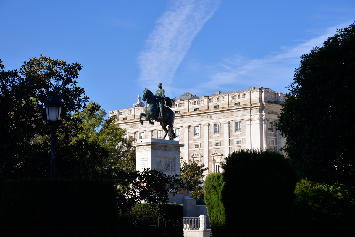 Palacio Real & Monumento a Felipe IV | Monument to Philip IV, Madrid