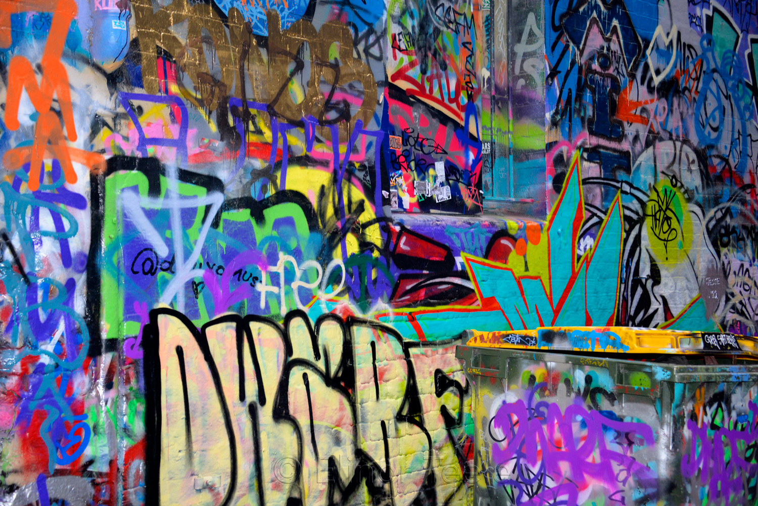 Street Art - Bins - Hosier Lane, Melbourne