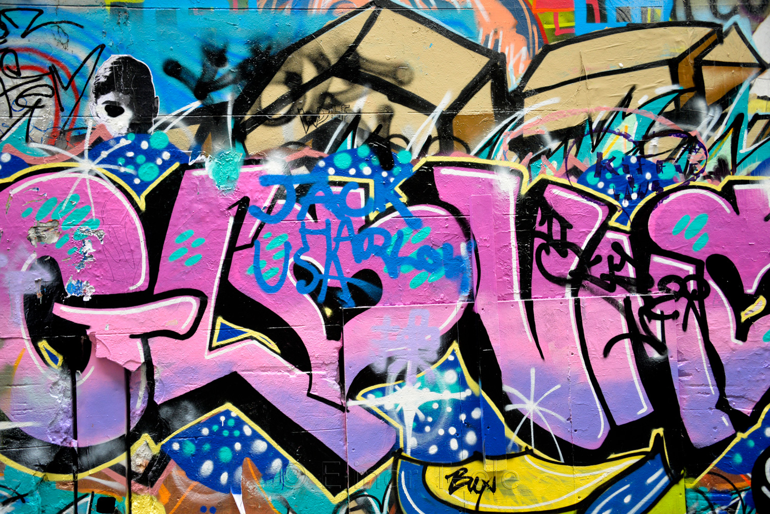 Street Art - Pink & Purple - Hosier Lane, Melbourne