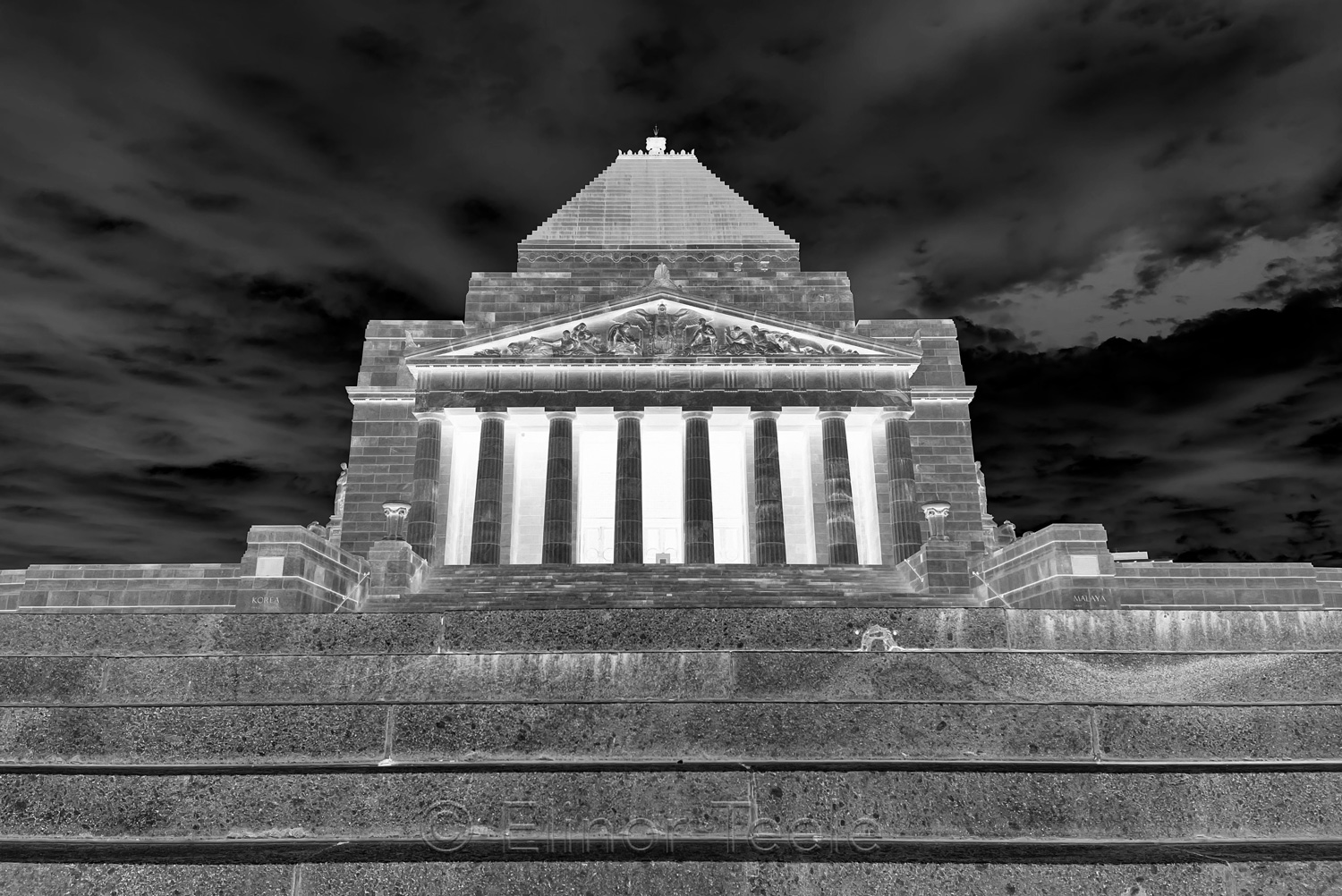 Abstract Melbourne - Shrine of Remembrance 7